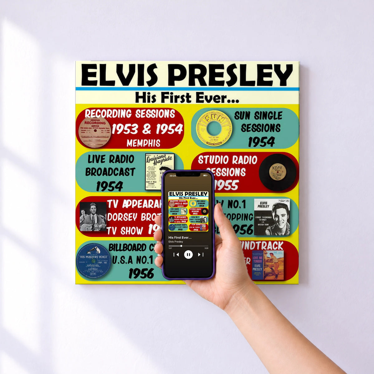 Affiche connectée His First Ever... de Elvis Presley au mur : l'album se lance en approchant le téléphone