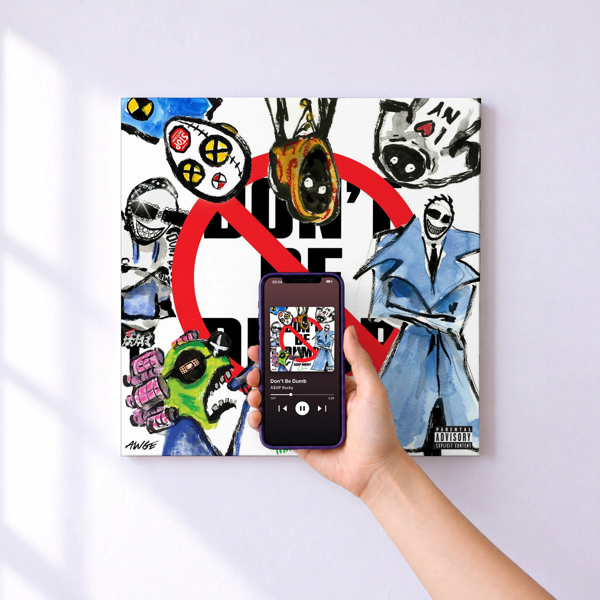 Affiche connectée Don't Be Dumb de A$AP Rocky au mur : l'album se lance en approchant le téléphone