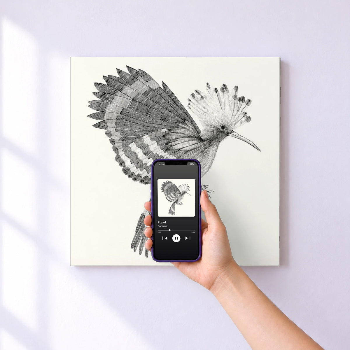 Affiche connectée Puput de Cocanha au mur : l'album se lance en approchant le téléphone