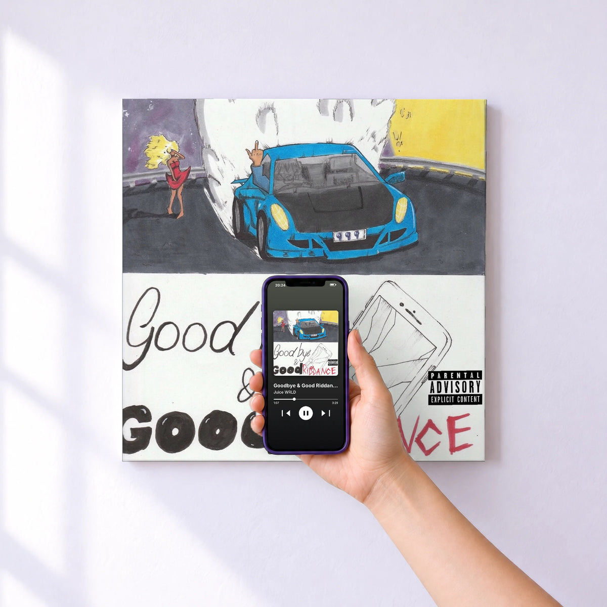 Affiche connectée Goodbye & Good Riddance (Anniversary) de Juice WRLD au mur : l'album se lance en approchant le téléphone
