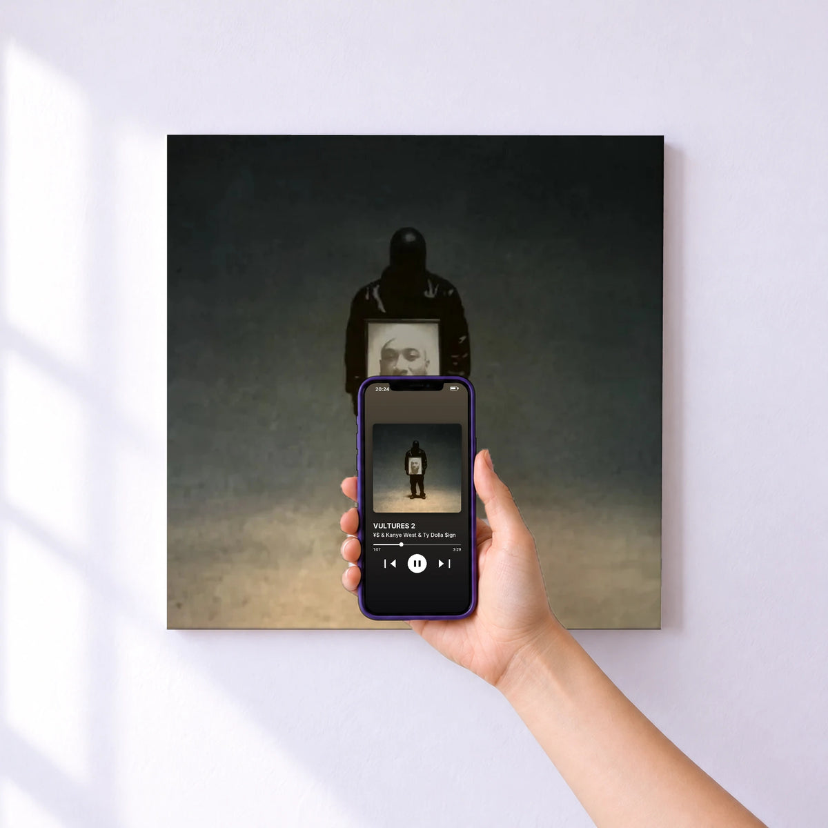 Affiche connectée VULTURES 2 de ¥$ & Kanye West & Ty Dolla $ign au mur : l'album se lance en approchant le téléphone