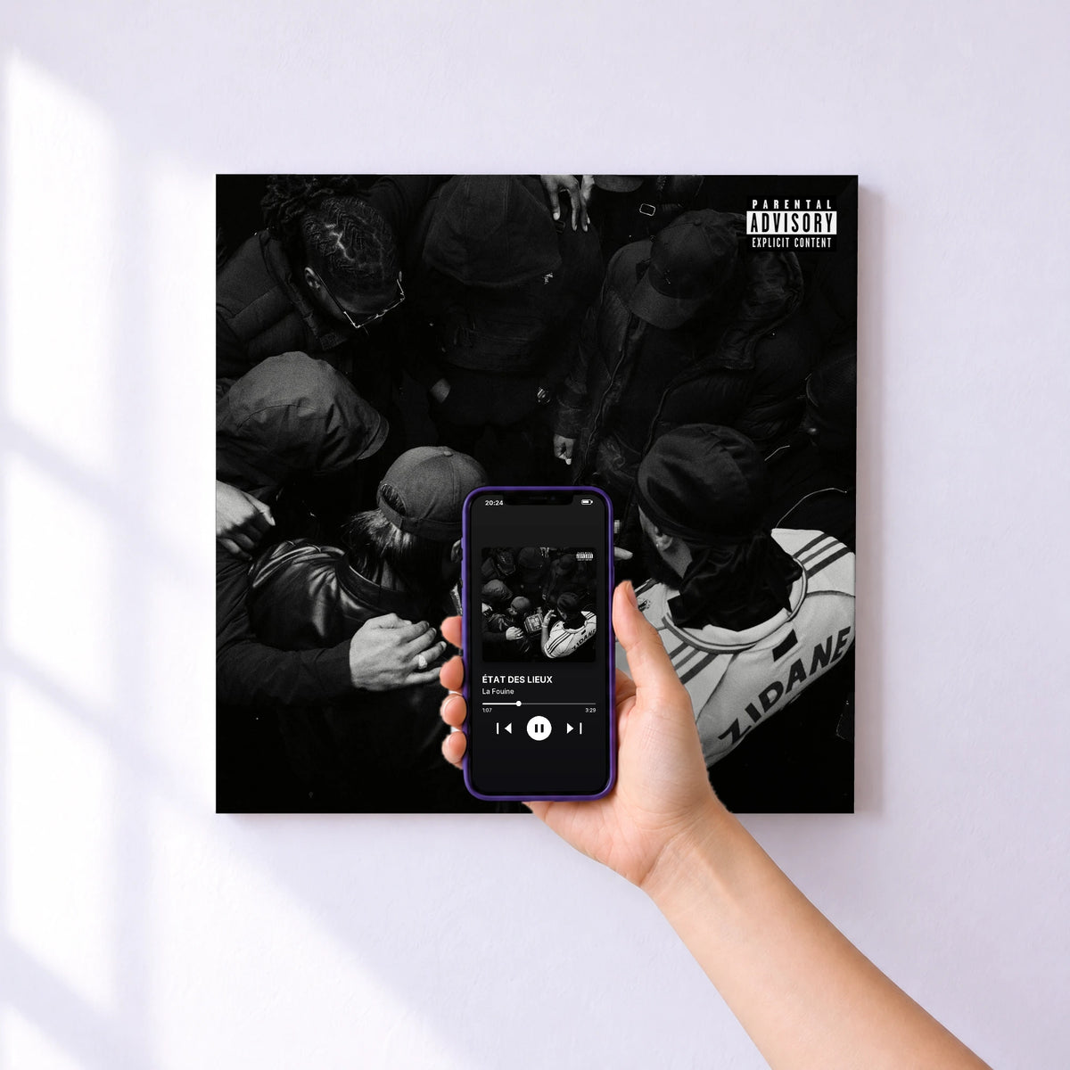 Affiche connectée ÉTAT DES LIEUX de La Fouine au mur : l'album se lance en approchant le téléphone