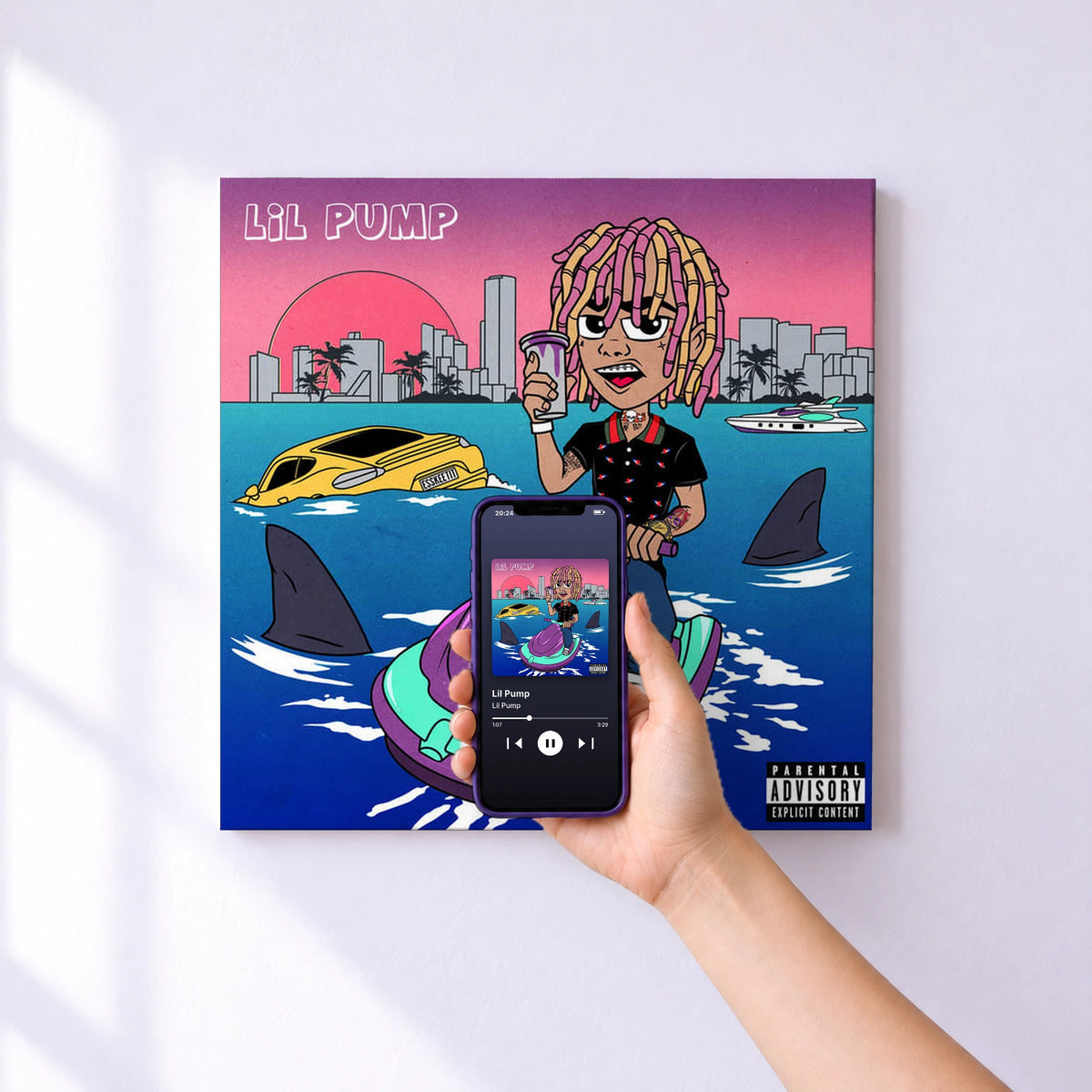 Affiche connectée Lil Pump de Lil Pump au mur : l'album se lance en approchant le téléphone