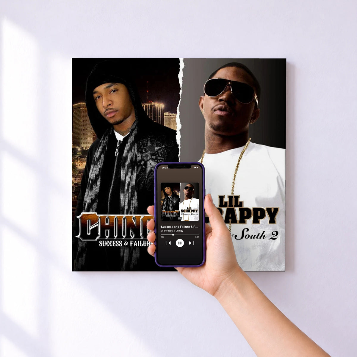 Affiche connectée Success and Failure & Prince of the South 2 (Deluxe Edition) de Lil Scrappy & Chingy au mur : l'album se lance en approchant le téléphone