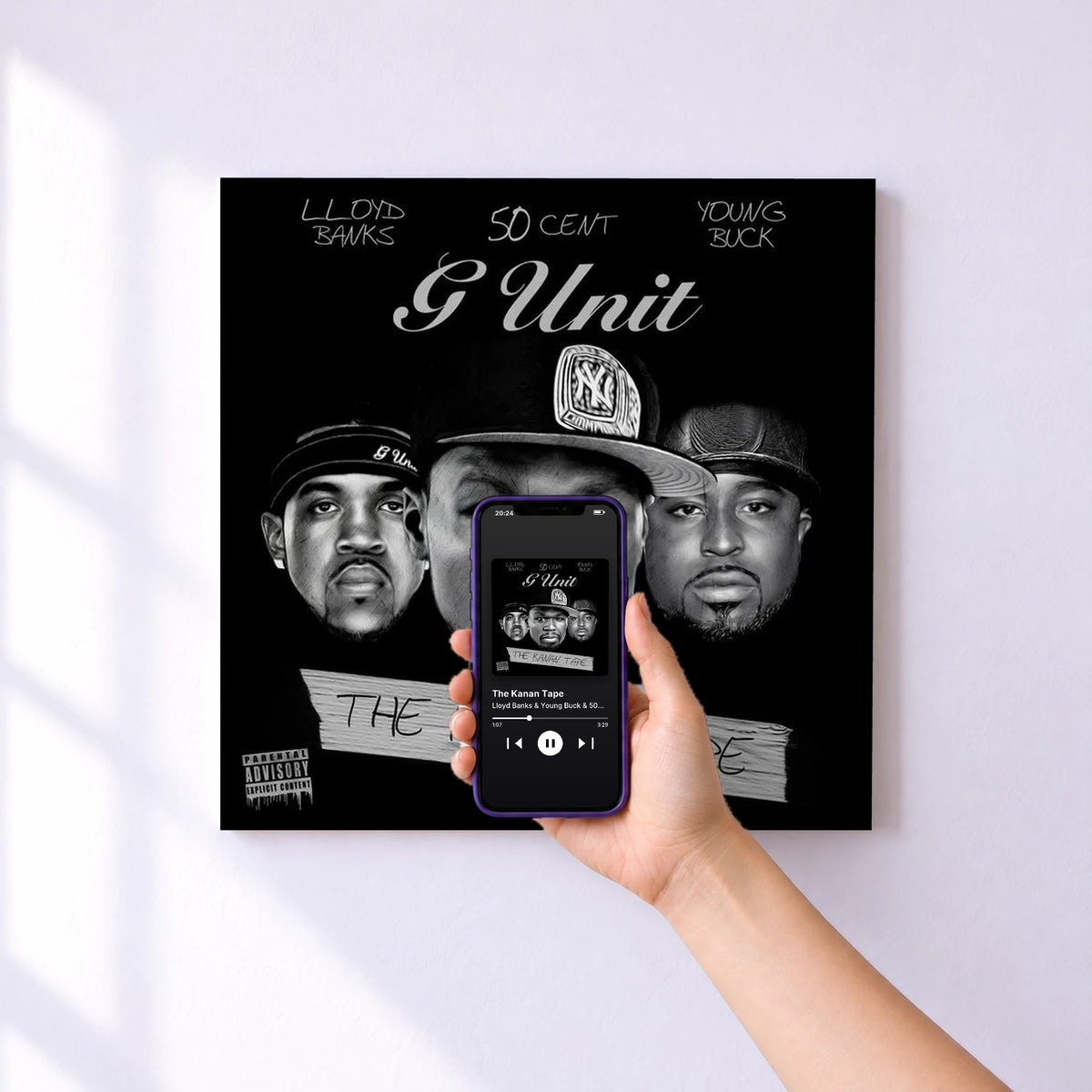 Affiche connectée The Kanan Tape de Lloyd Banks & Young Buck & 50 Cent & G-Unit au mur : l'album se lance en approchant le téléphone