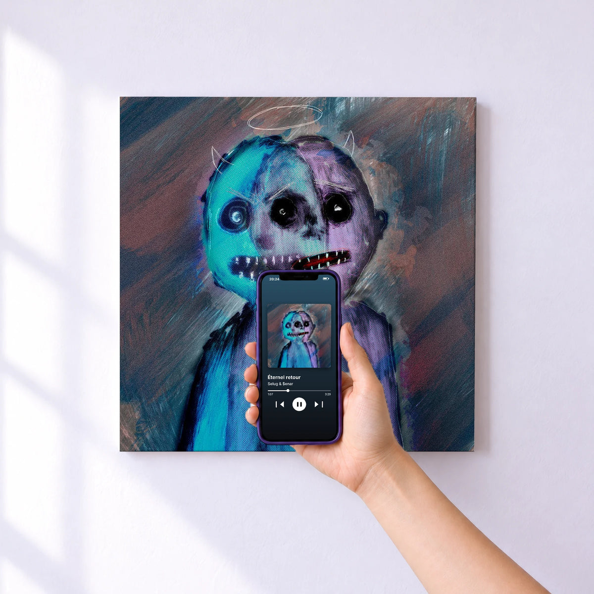 Affiche connectée Éternel retour de Selug & $enar au mur : l'album se lance en approchant le téléphone