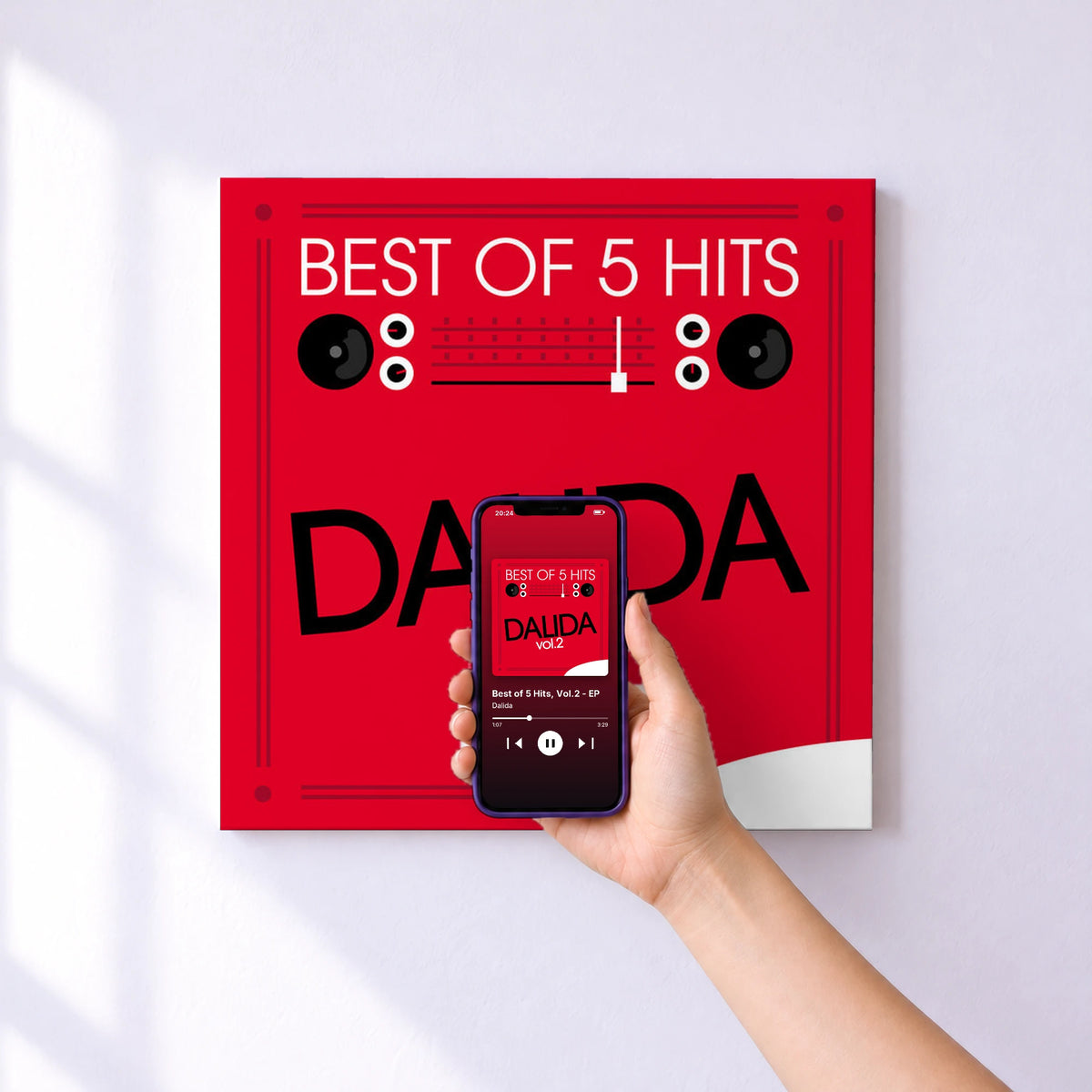 Affiche connectée Best of 5 Hits, Vol.2 - EP de Dalida au mur : l'album se lance en approchant le téléphone