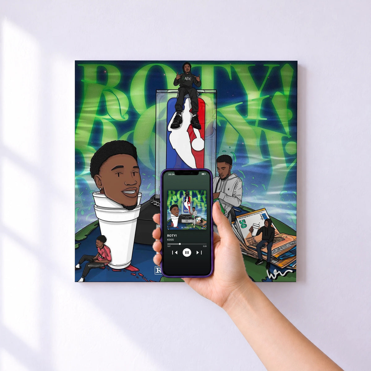 Affiche connectée ROTY! de 63OG au mur : l'album se lance en approchant le téléphone