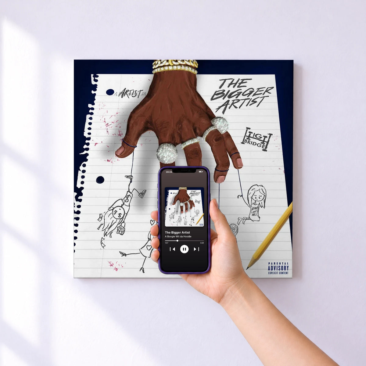Affiche connectée The Bigger Artist de A Boogie Wit da Hoodie au mur : l'album se lance en approchant le téléphone