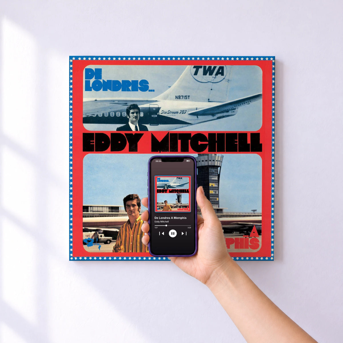 Affiche connectée De Londres A Memphis de Eddy Mitchell au mur : l'album se lance en approchant le téléphone