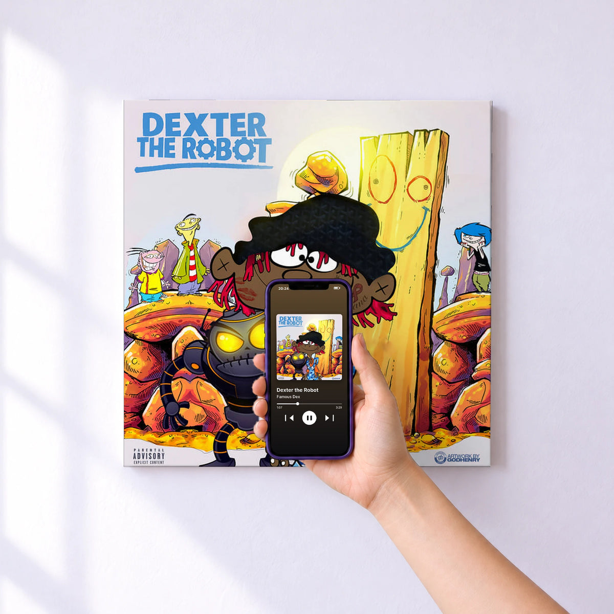 Affiche connectée Dexter the Robot de Famous Dex au mur : l'album se lance en approchant le téléphone
