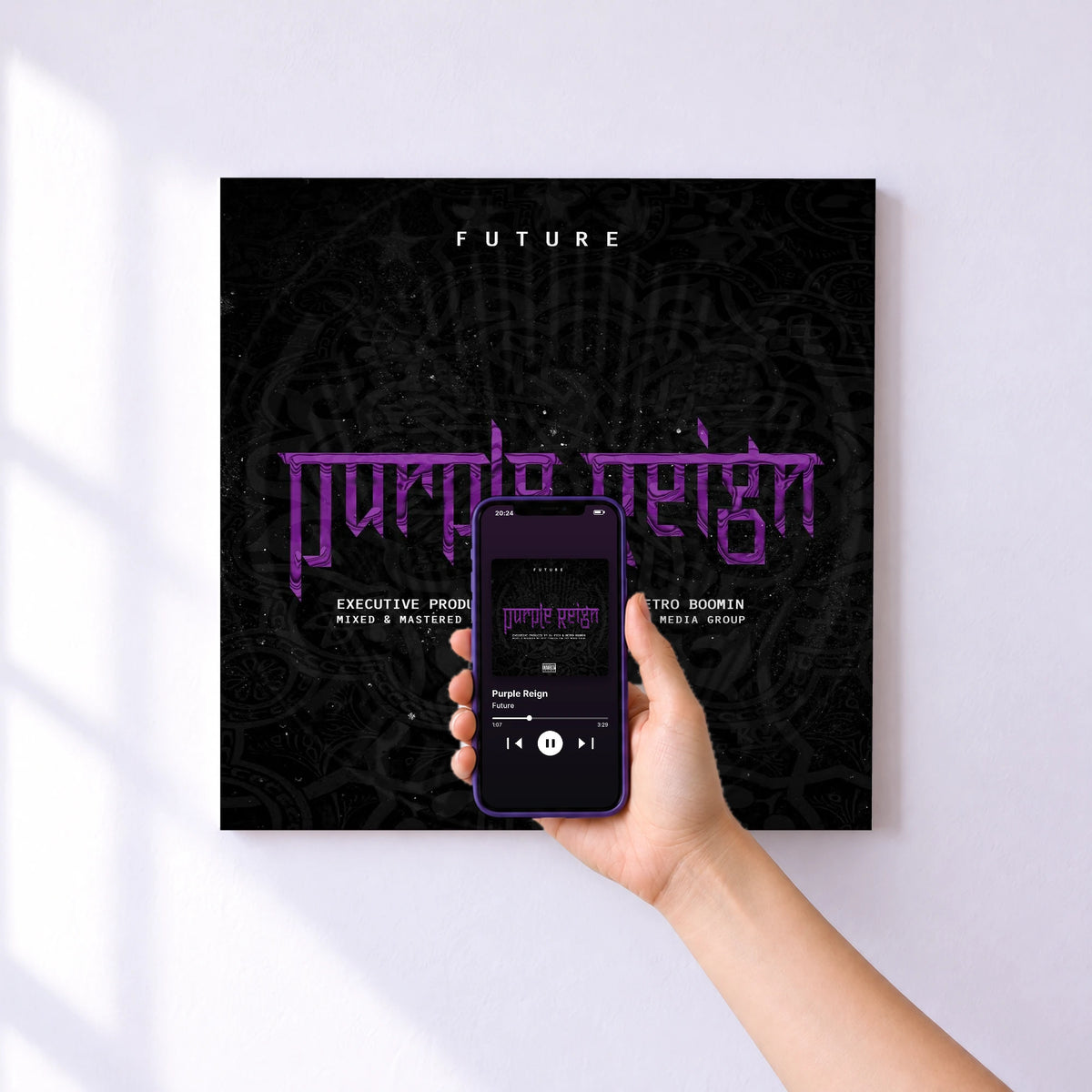 Affiche connectée Purple Reign de Future au mur : l'album se lance en approchant le téléphone
