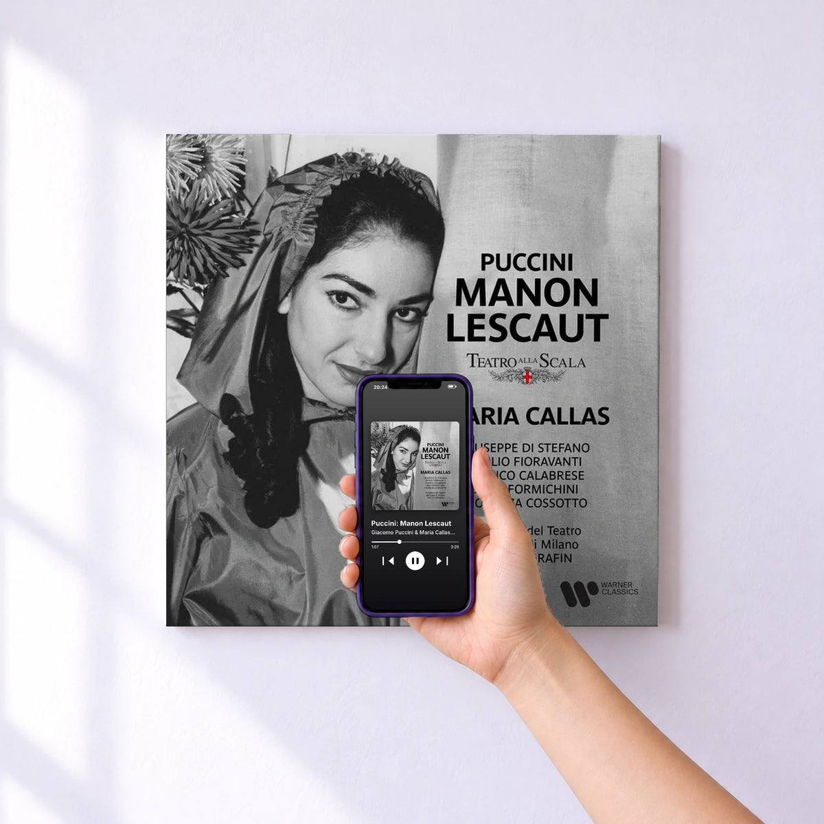 Affiche connectée Puccini: Manon Lescaut de Giacomo Puccini & Maria Callas & Orchestra Del Teatro Alla Scala, Milano & Tullio Serafin au mur : l'album se lance en approchant le téléphone