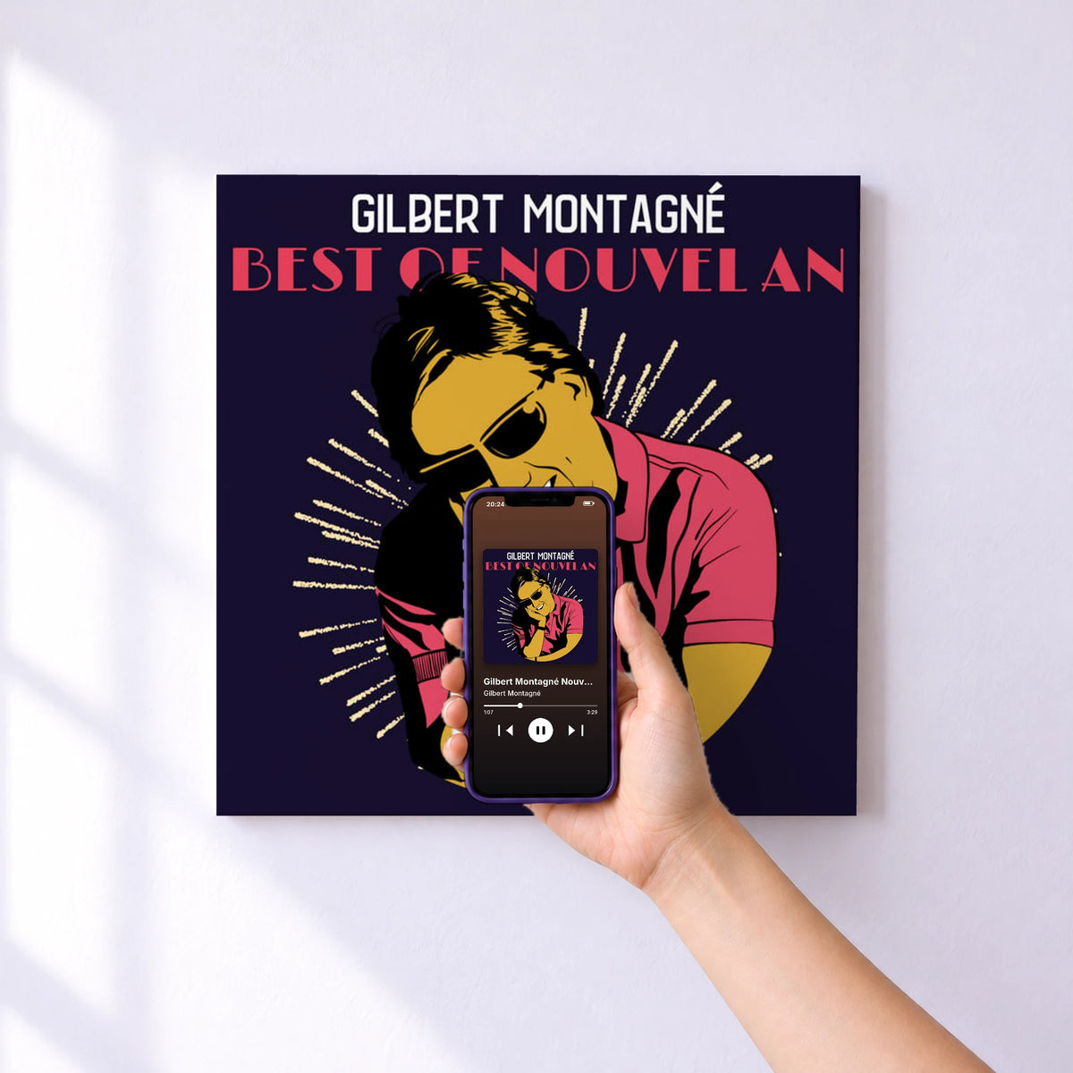 Affiche connectée Gilbert Montagné Nouvel An de Gilbert Montagné au mur : l'album se lance en approchant le téléphone