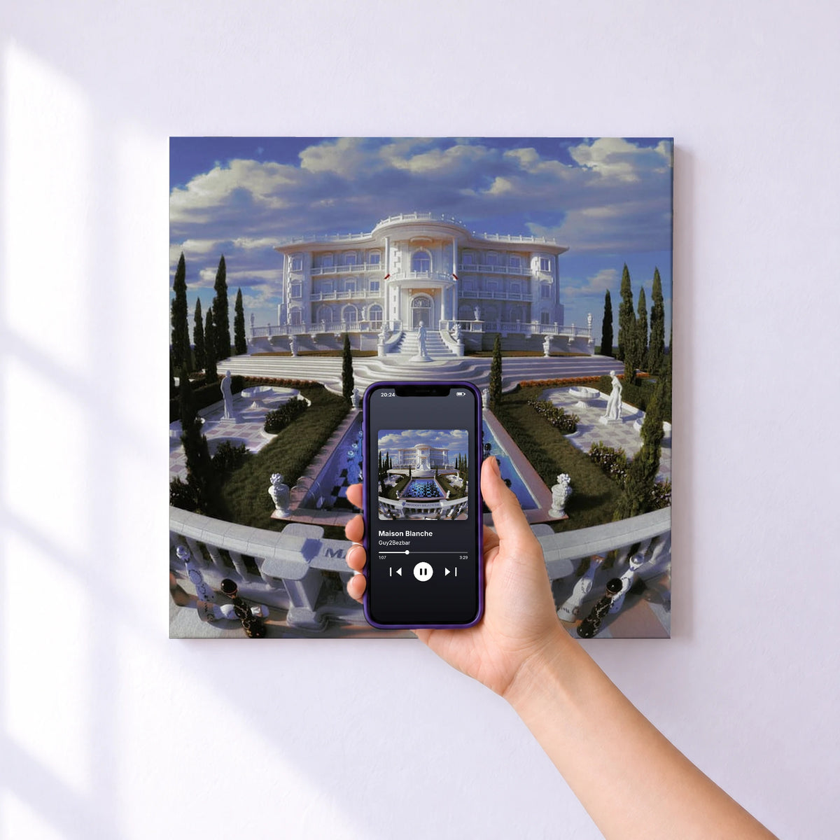 Affiche connectée Maison Blanche de Guy2Bezbar au mur : l'album se lance en approchant le téléphone