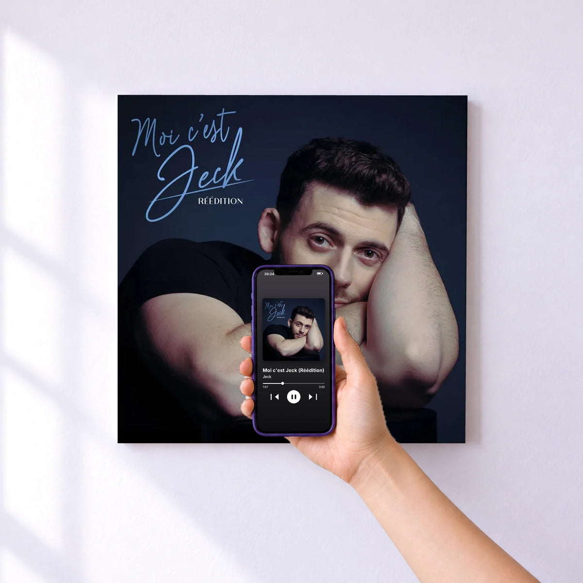 Affiche connectée Moi c'est Jeck (Réédition) de Jeck au mur : l'album se lance en approchant le téléphone