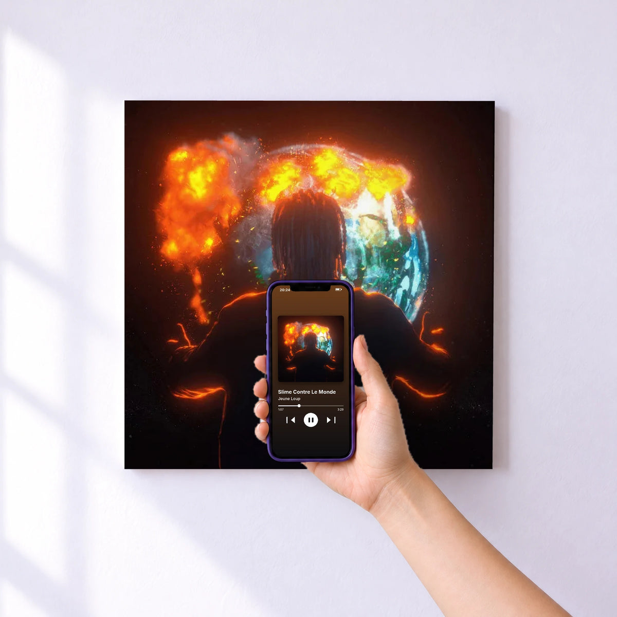 Affiche connectée Slime Contre Le Monde de Jeune Loup au mur : l'album se lance en approchant le téléphone
