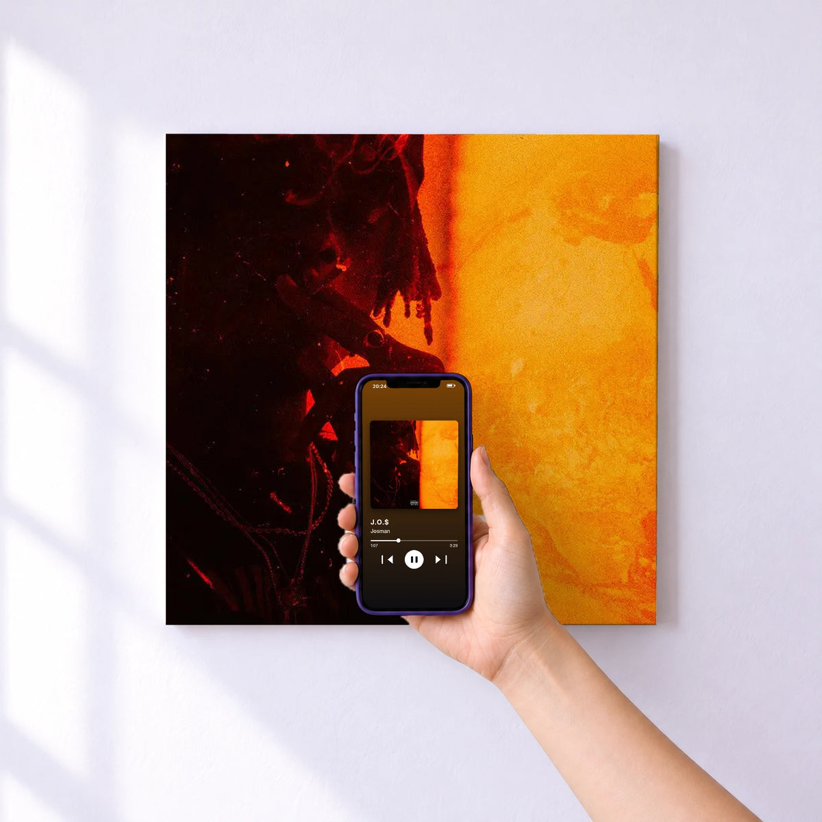 Affiche connectée J.O.$ de Josman au mur : l'album se lance en approchant le téléphone