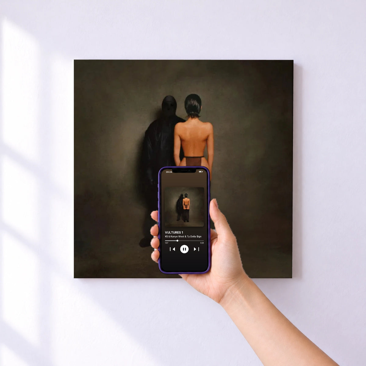 Affiche connectée VULTURES 1 de ¥$ & Kanye West & Ty Dolla $ign au mur : l'album se lance en approchant le téléphone