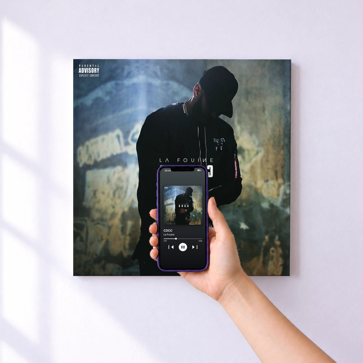 Affiche connectée CDCC de La Fouine au mur : l'album se lance en approchant le téléphone