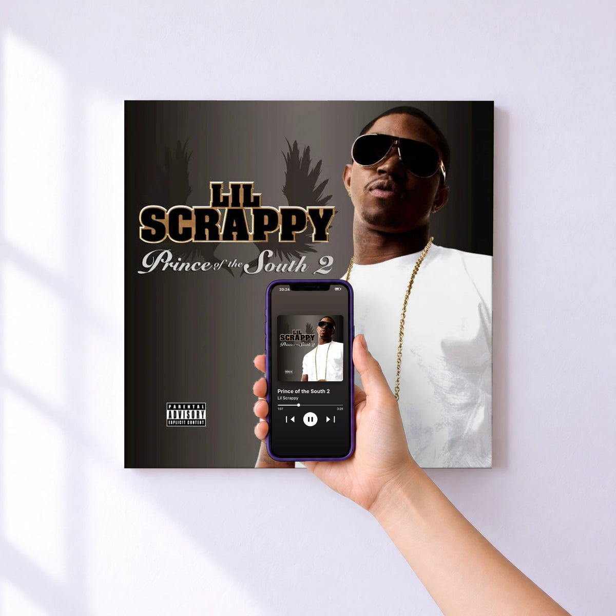 Affiche connectée Prince of the South 2 de Lil Scrappy au mur : l'album se lance en approchant le téléphone