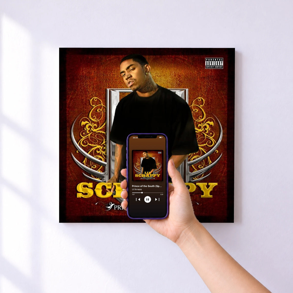 Affiche connectée Prince of the South (Special Edition) de Lil Scrappy au mur : l'album se lance en approchant le téléphone