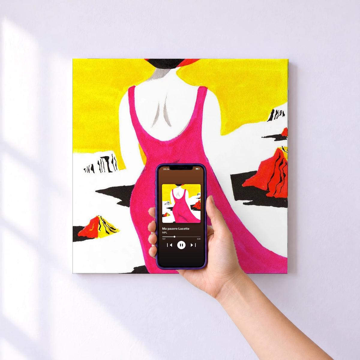 Affiche connectée Ma pauvre Lucette de MPL au mur : l'album se lance en approchant le téléphone