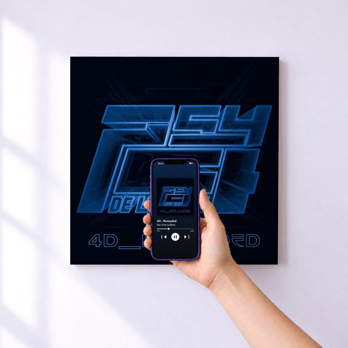 Affiche connectée 4D : Reloaded de Psy 4 De La Rime au mur : l'album se lance en approchant le téléphone