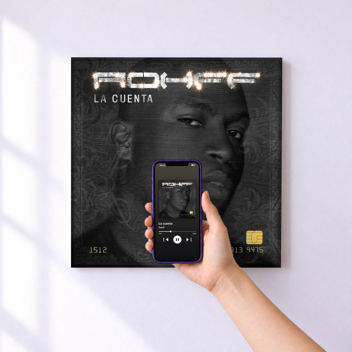 Affiche connectée La cuenta de Rohff au mur : l'album se lance en approchant le téléphone