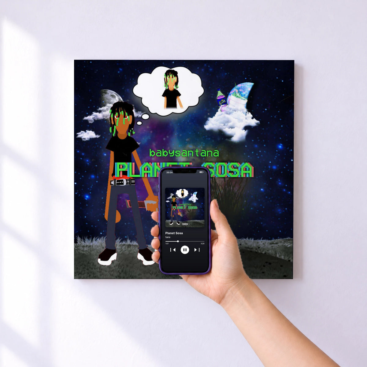 Affiche connectée Planet Sosa de tana au mur : l'album se lance en approchant le téléphone