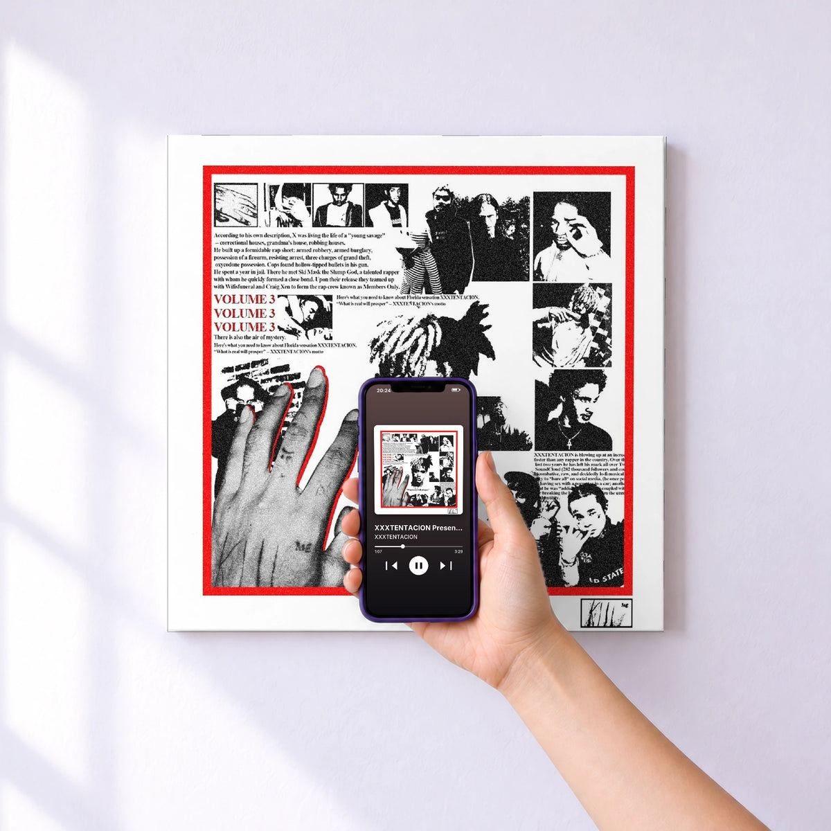 Affiche connectée XXXTENTACION Presents : Members Only, Vol. 3 de XXXTENTACION au mur : l'album se lance en approchant le téléphone