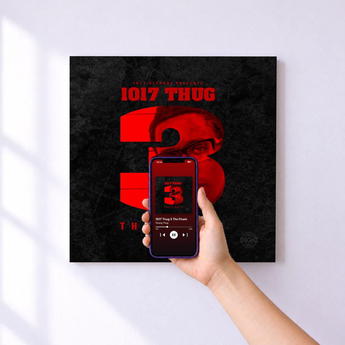 Affiche connectée 1017 Thug 3 The Finale de Young Thug au mur : l'album se lance en approchant le téléphone
