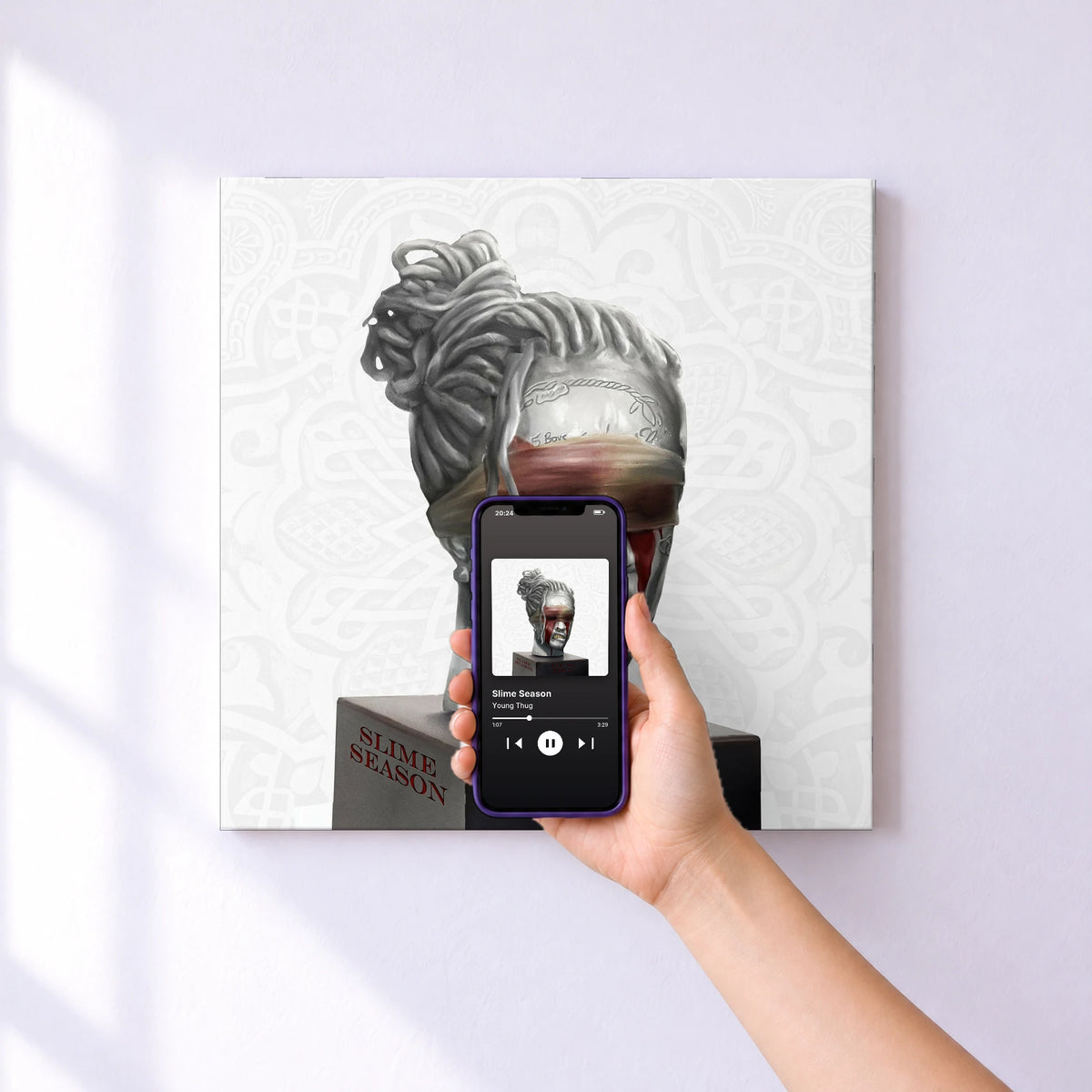 Affiche connectée Slime Season de Young Thug au mur : l'album se lance en approchant le téléphone