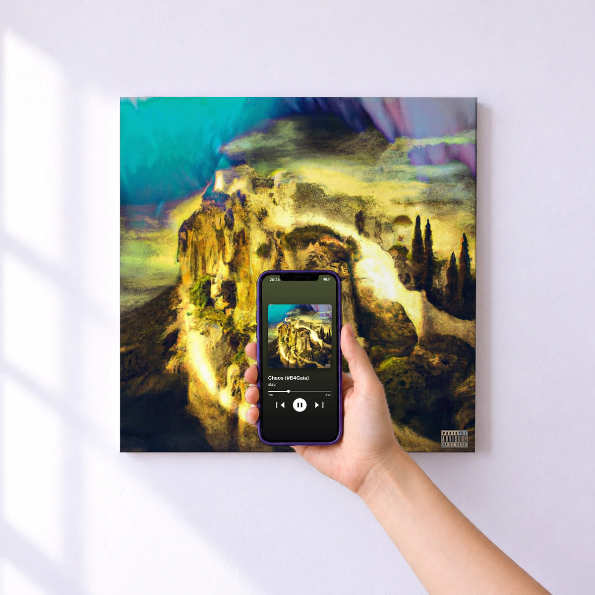 Affiche connectée Chaos (#B4Gaia) de slayr au mur : l'album se lance en approchant le téléphone